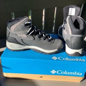 Hiking waterproof boots